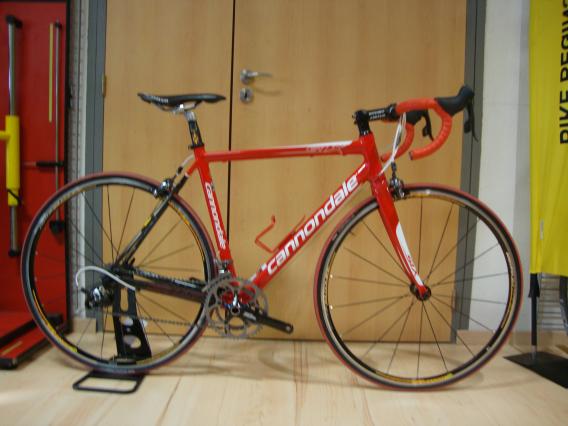 CANNONDALE SIX