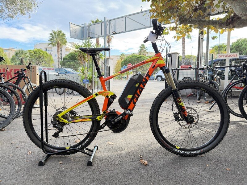 VTT ELECTRIQUE GIANT Taille S