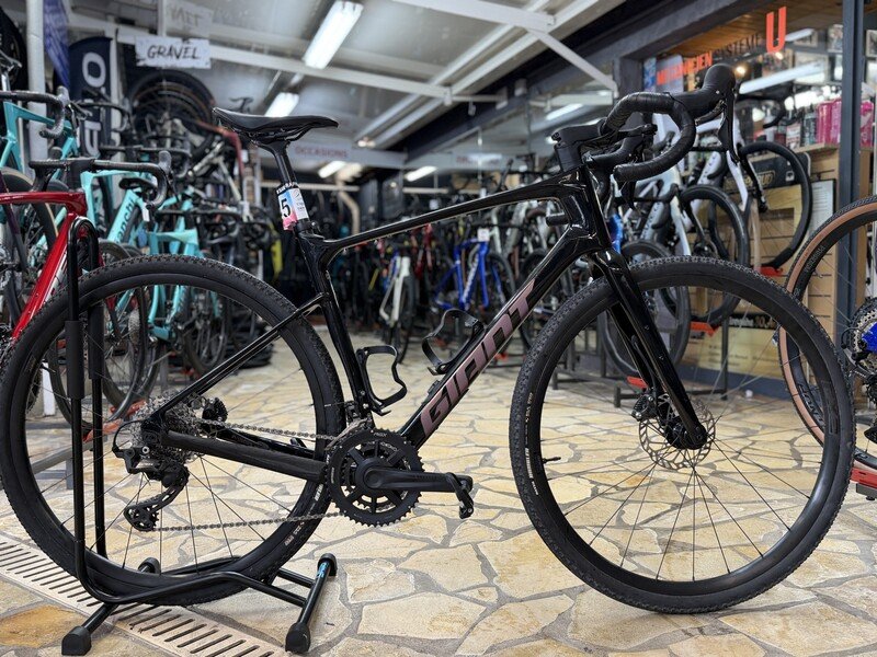 GRAVEL GIANT REVOLT Taille M/L