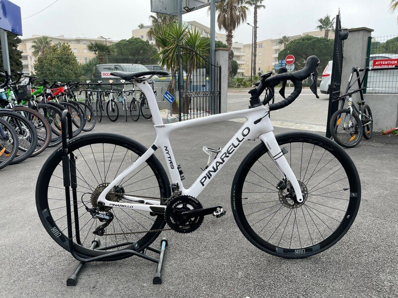 ROUTE AE PINARELLO NYTRO Taille 47