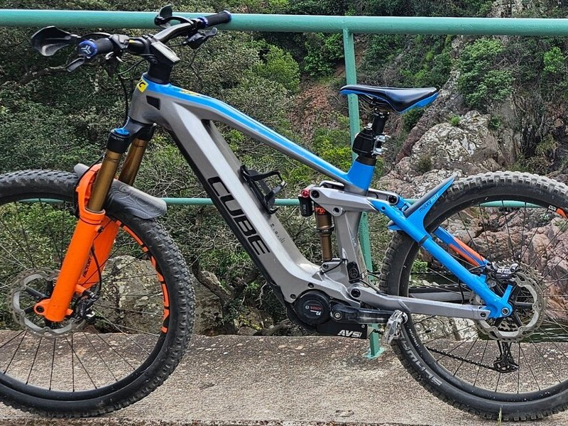 VTTE CUBE ACTION TEAM Taille M