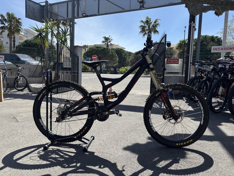 DH SPECIALIZED DEMO 8 Taille M