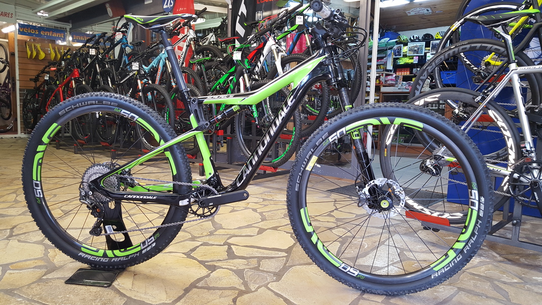 LES CYCLES BERAUD VOUS PRÉSENTENT LE NOUVEAU SCALPEL SI 
